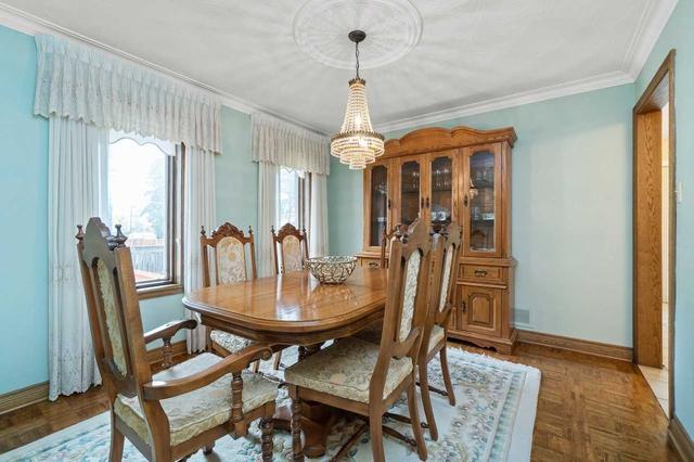 324 Connaught Ave, House detached with 3 bedrooms, 3 bathrooms and 5 parking in Toronto ON | Image 33