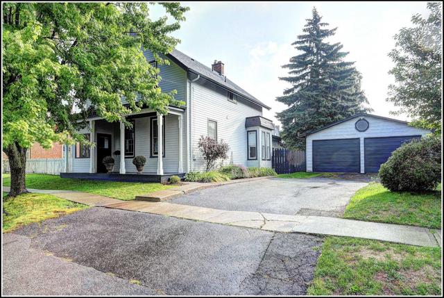 153 King St, House detached with 3 bedrooms, 3 bathrooms and 6 parking in Port Hope ON | Image 1