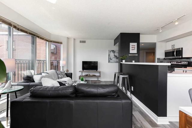 802 - 97 Lawton Blvd, Condo with 2 bedrooms, 2 bathrooms and 1 parking in Toronto ON | Image 23