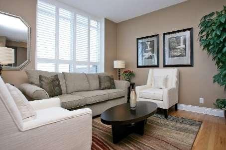 lph5 - 245 Davisville Ave, Condo with 2 bedrooms, 2 bathrooms and 1 parking in Toronto ON | Image 2