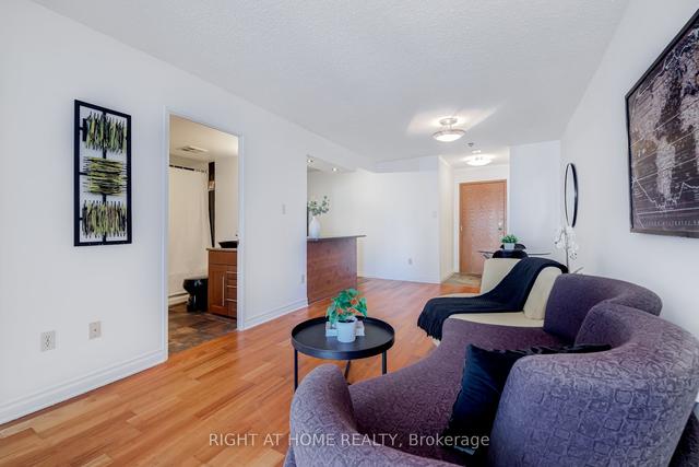 2108 - 44 St Joseph St, Condo with 1 bedrooms, 1 bathrooms and 1 parking in Toronto ON | Image 28
