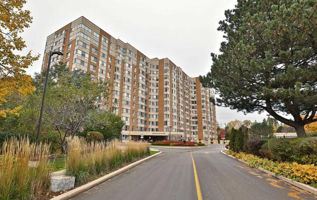 1112 - 1485 Lakeshore Rd E, Condo with 2 bedrooms, 2 bathrooms and 1 parking in Mississauga ON | Image 17