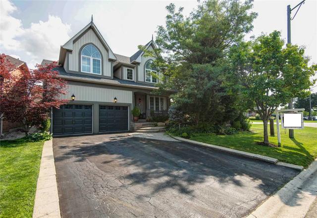 7027 Gillespie Lane, House detached with 3 bedrooms, 4 bathrooms and 6 parking in Mississauga ON | Image 12