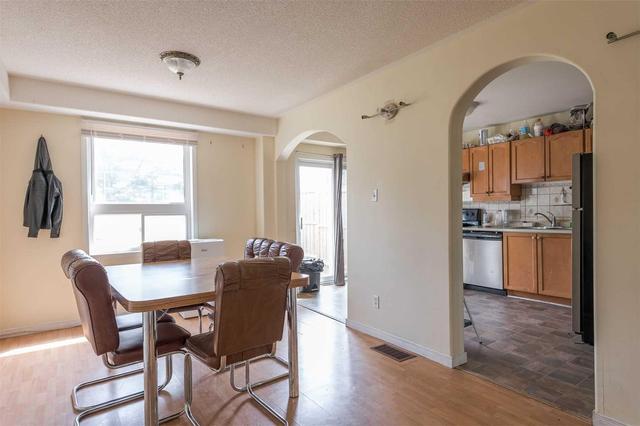 362 Spillsbury Dr, House detached with 3 bedrooms, 3 bathrooms and 3 parking in Peterborough ON | Image 4
