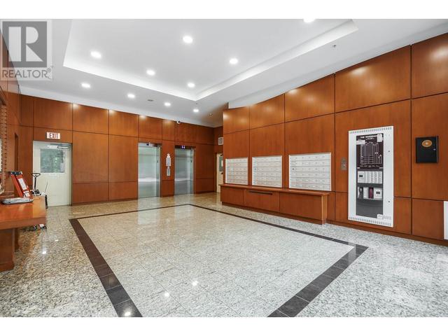 1107 - 2733 Chandlery Place, Condo with 2 bedrooms, 2 bathrooms and 2 parking in Vancouver BC | Image 9