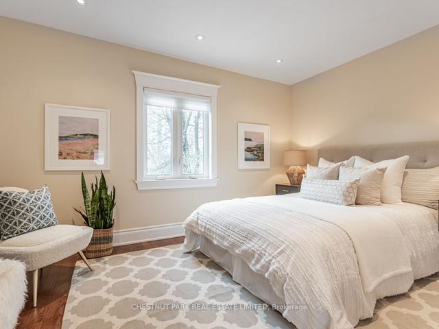 18 Taunton Rd, House semidetached with 2 bedrooms, 2 bathrooms and 1 parking in Toronto ON | Image 14