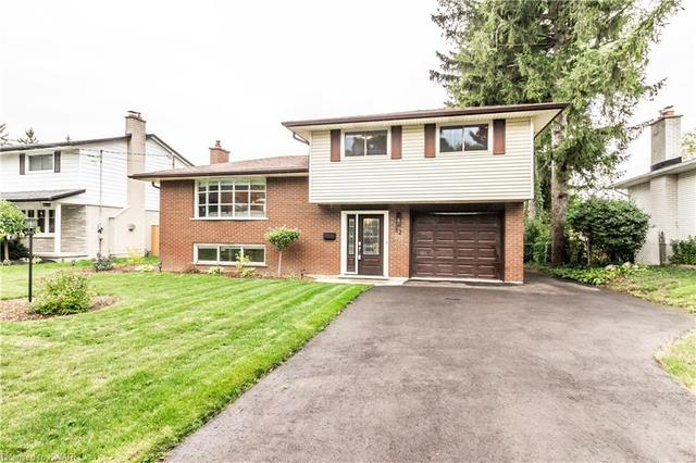 52 Glenburnie Drive, House detached with 3 bedrooms, 1 bathrooms and 3 parking in Guelph ON | Image 13