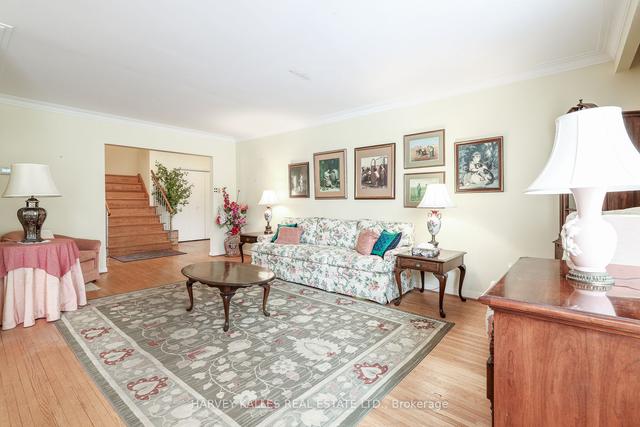 169 Lord Seaton Rd, House detached with 5 bedrooms, 4 bathrooms and 6 parking in Toronto ON | Image 29