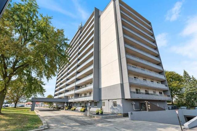 640 West St, Condo with 3 bedrooms, 2 bathrooms and 1 parking in Brantford ON | Image 1