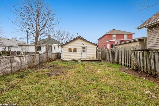 34 Pelham Road, House detached with 2 bedrooms, 1 bathrooms and 1 parking in St. Catharines ON | Image 15
