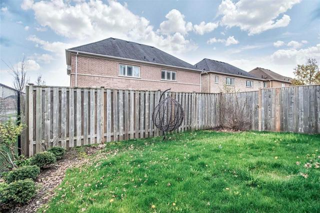 15 Brackenridge St, House semidetached with 3 bedrooms, 4 bathrooms and 2 parking in Ajax ON | Image 20