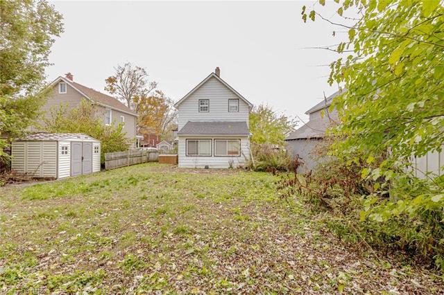 6413 Barker Street S, House detached with 3 bedrooms, 1 bathrooms and 4 parking in Niagara Falls ON | Image 24