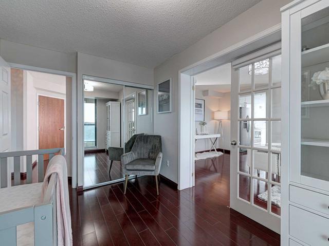 703 - 23 Lorraine Dr, Condo with 3 bedrooms, 2 bathrooms and 1 parking in Toronto ON | Image 15