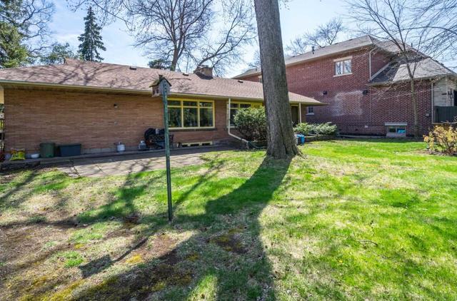 4 Westridge Rd, House detached with 3 bedrooms, 2 bathrooms and 6 parking in Toronto ON | Image 10
