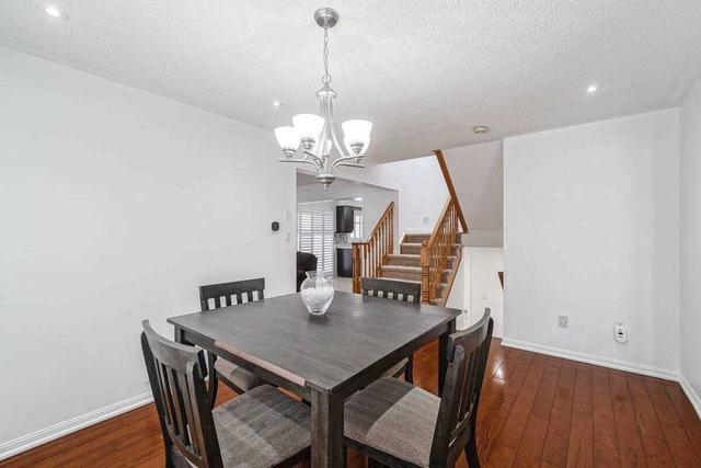 1 Lever Gate, House detached with 3 bedrooms, 3 bathrooms and 6 parking in Brampton ON | Image 7