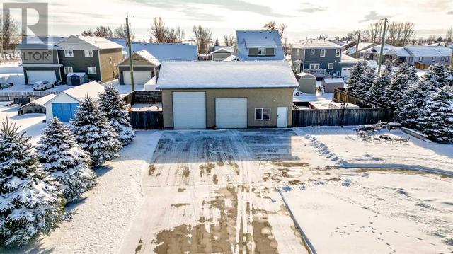 360 E 1 Avenue S, House detached with 5 bedrooms, 3 bathrooms and 8 parking in Magrath AB | Image 37
