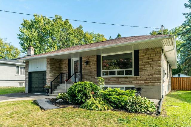 7 Top St, House detached with 3 bedrooms, 2 bathrooms and 9 parking in Ajax ON | Image 1