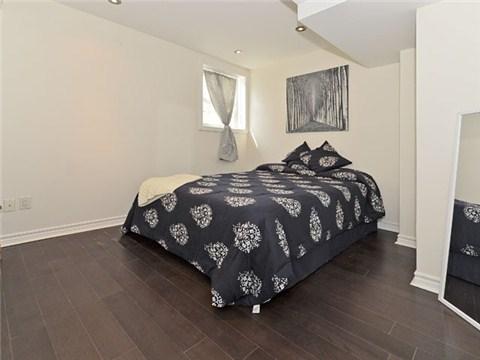 80a Coxwell Ave, Townhouse with 2 bedrooms, 2 bathrooms and 1 parking in Toronto ON | Image 5