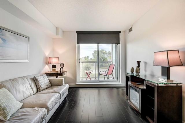 310 - 3520 Danforth Ave, Condo with 1 bedrooms, 1 bathrooms and 0 parking in Toronto ON | Image 3