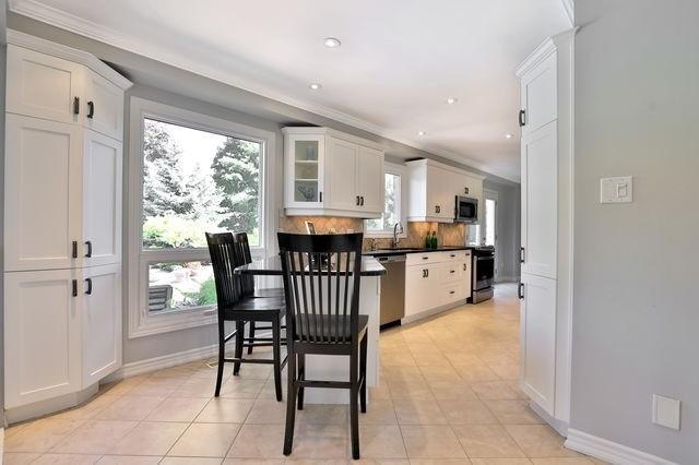 489 Underwood Cres, House detached with 4 bedrooms, 3 bathrooms and 2 parking in Oakville ON | Image 7