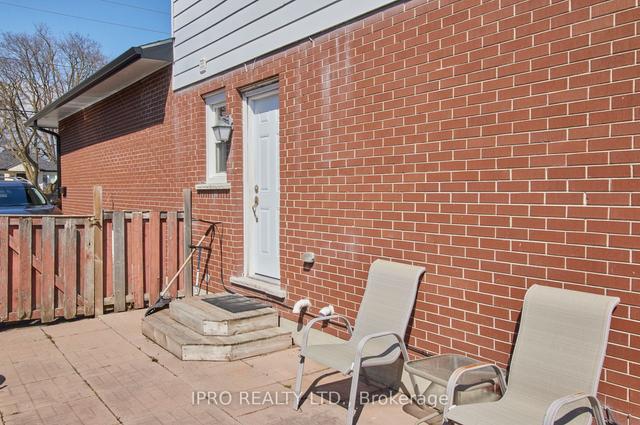 427 Adelaide Ave W, House other with 2 bedrooms, 2 bathrooms and 3 parking in Oshawa ON | Image 33
