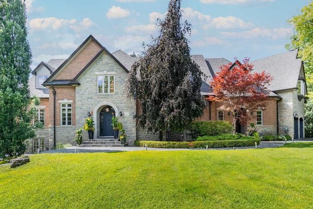 32 Daleview Crt, House detached with 4 bedrooms, 8 bathrooms and 16 parking in Vaughan ON | Image 2