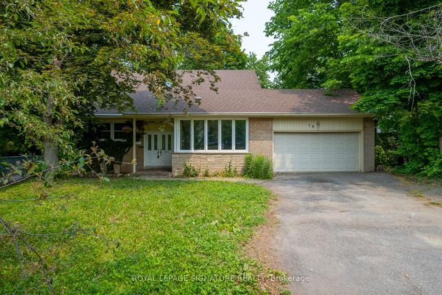 16 Longhope Pl, House detached with 4 bedrooms, 2 bathrooms and 4 parking in Toronto ON | Image 2