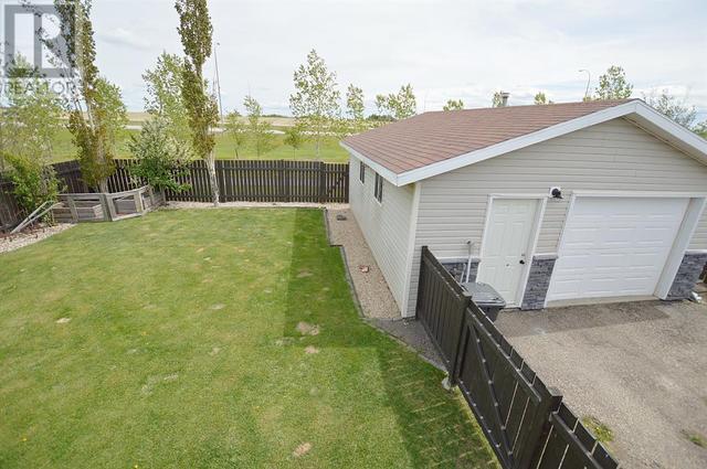 9603 91 Street, House detached with 5 bedrooms, 2 bathrooms and 2 parking in Sexsmith AB | Image 28