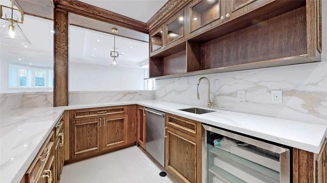 19 Berkindale Dr, House detached with 5 bedrooms, 9 bathrooms and 9 parking in Toronto ON | Image 26