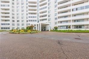 1105 - 35 Towering Heights Blvd, Condo with 2 bedrooms, 2 bathrooms and 1 parking in St. Catharines ON | Image 1