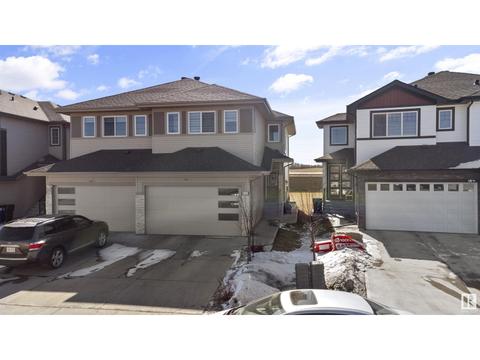 2653 12 Av Nw, House semidetached with 4 bedrooms, 3 bathrooms and 4 parking in Edmonton AB | Card Image