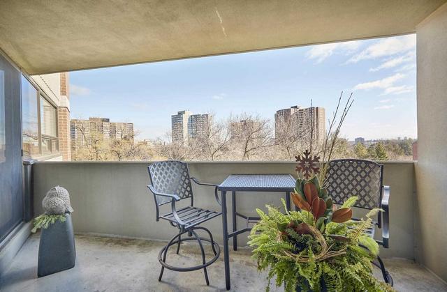 503 - 95 La Rose Ave, Condo with 2 bedrooms, 2 bathrooms and 1 parking in Toronto ON | Image 6