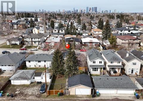 427 53 Avenue Sw, House detached with 4 bedrooms, 2 bathrooms and 4 parking in Calgary AB | Card Image