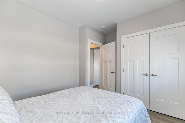 64 Discovery Tr, House attached with 2 bedrooms, 2 bathrooms and 1 parking in Midland ON | Image 7