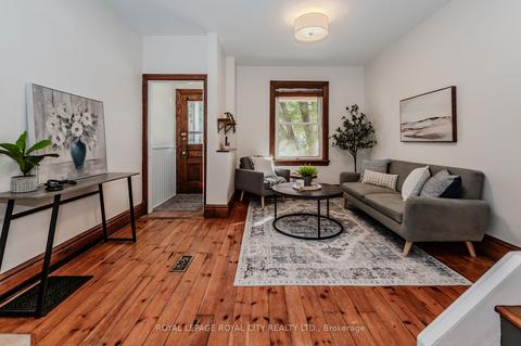 110 Harris St, House semidetached with 2 bedrooms, 1 bathrooms and 1 parking in Guelph ON | Card Image
