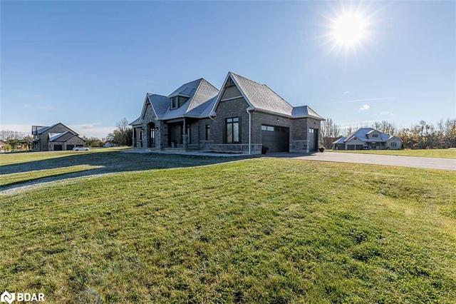24 Country Meadows Drive Drive, House detached with 3 bedrooms, 3 bathrooms and 12 parking in Amaranth ON | Image 5