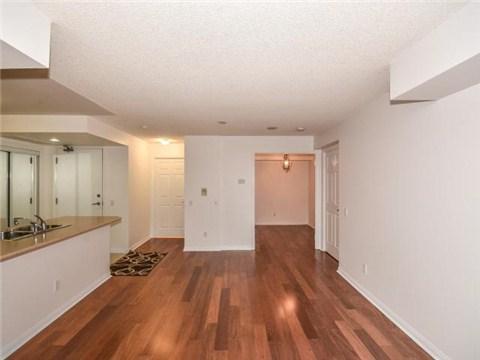 2201 - 153 Beecroft Rd, Condo with 2 bedrooms, 2 bathrooms and 1 parking in Toronto ON | Image 6