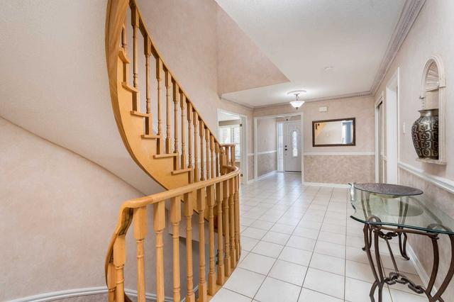 110 Nimbus Pl, House detached with 4 bedrooms, 3 bathrooms and 8 parking in Vaughan ON | Image 36