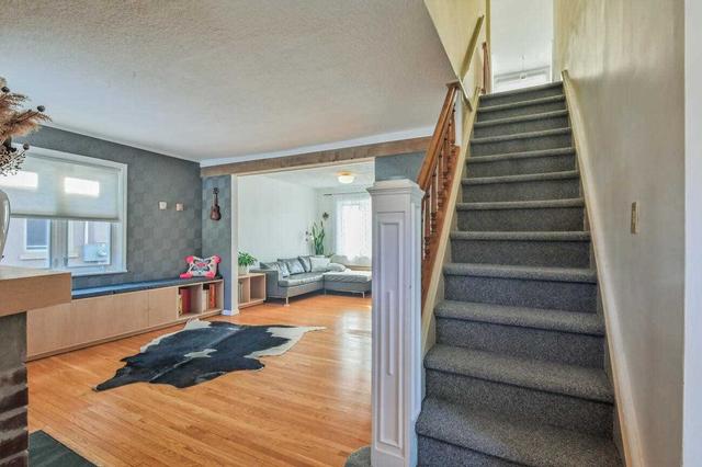 104 Eastville Ave, House detached with 2 bedrooms, 3 bathrooms and 4 parking in Toronto ON | Image 11