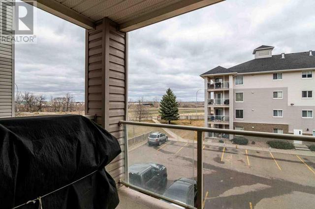 214, - 1648 Saamis Drive Nw, Condo with 1 bedrooms, 1 bathrooms and 1 parking in Medicine Hat AB | Image 12