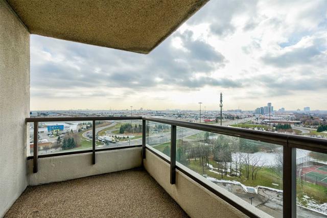 1101 - 12 Laurelcrest St, Condo with 2 bedrooms, 2 bathrooms and 2 parking in Brampton ON | Image 20