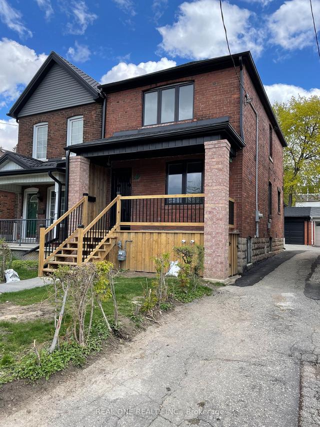 basment - 229 Silverthorn Ave, House detached with 2 bedrooms, 1 bathrooms and 1 parking in Toronto ON | Image 2