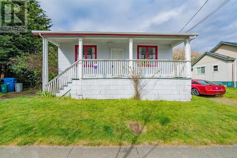 112 Irwin St, House detached with 3 bedrooms, 1 bathrooms and 2 parking in Nanaimo BC | Card Image