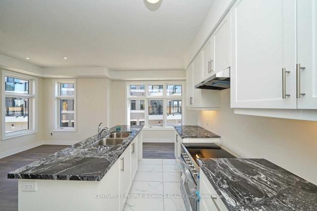 unit 5 - 2a Muir Ave, House attached with 3 bedrooms, 3 bathrooms and 2 parking in Toronto ON | Image 14