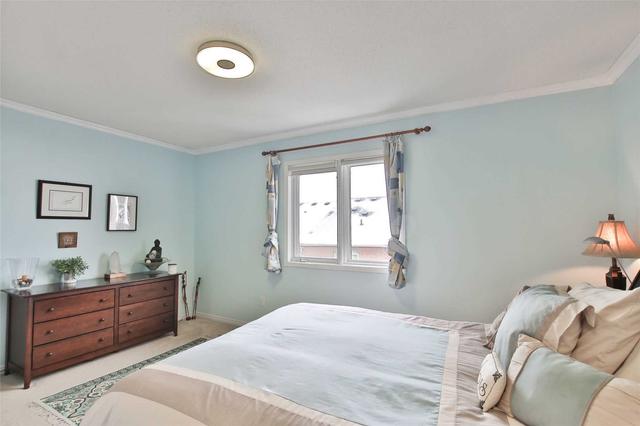 123 Harbourview Cres, House attached with 3 bedrooms, 4 bathrooms and 2 parking in Toronto ON | Image 5
