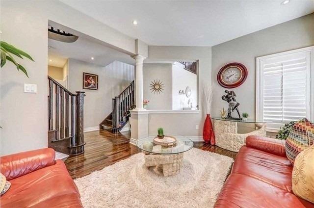 1310 Harlstone Cres, House detached with 4 bedrooms, 5 bathrooms and 4 parking in Oshawa ON | Image 28