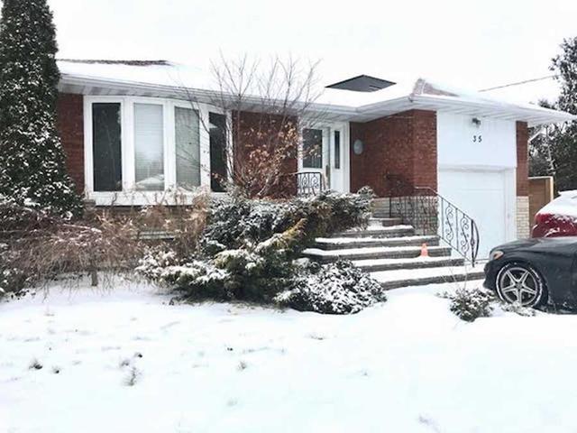 Upper - 35 Graylee Ave, House detached with 3 bedrooms, 1 bathrooms and 1 parking in Toronto ON | Image 1