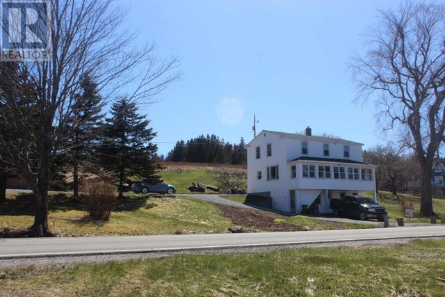 9399 Highway 16 Highway, House detached with 4 bedrooms, 1 bathrooms and null parking in Guysborough NS | Image 2