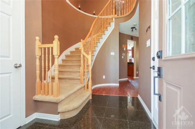 415 Amar Lane, House detached with 3 bedrooms, 3 bathrooms and 6 parking in Ottawa ON | Image 14
