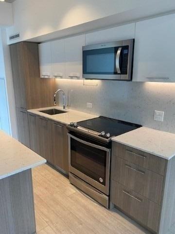 210 - 25 Baseball Pl, Condo with 2 bedrooms, 2 bathrooms and 1 parking in Toronto ON | Image 15